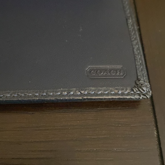 COACH NAVY SIGNATURE CHECK BOOK WALLET NEW - Picture 3 of 3